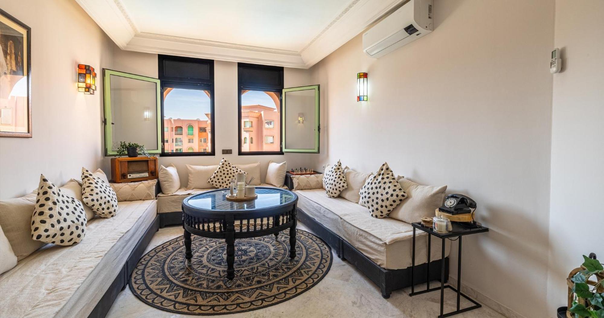 דירות מרקש Charming 2-Bed Oasis Pool View מראה חיצוני תמונה