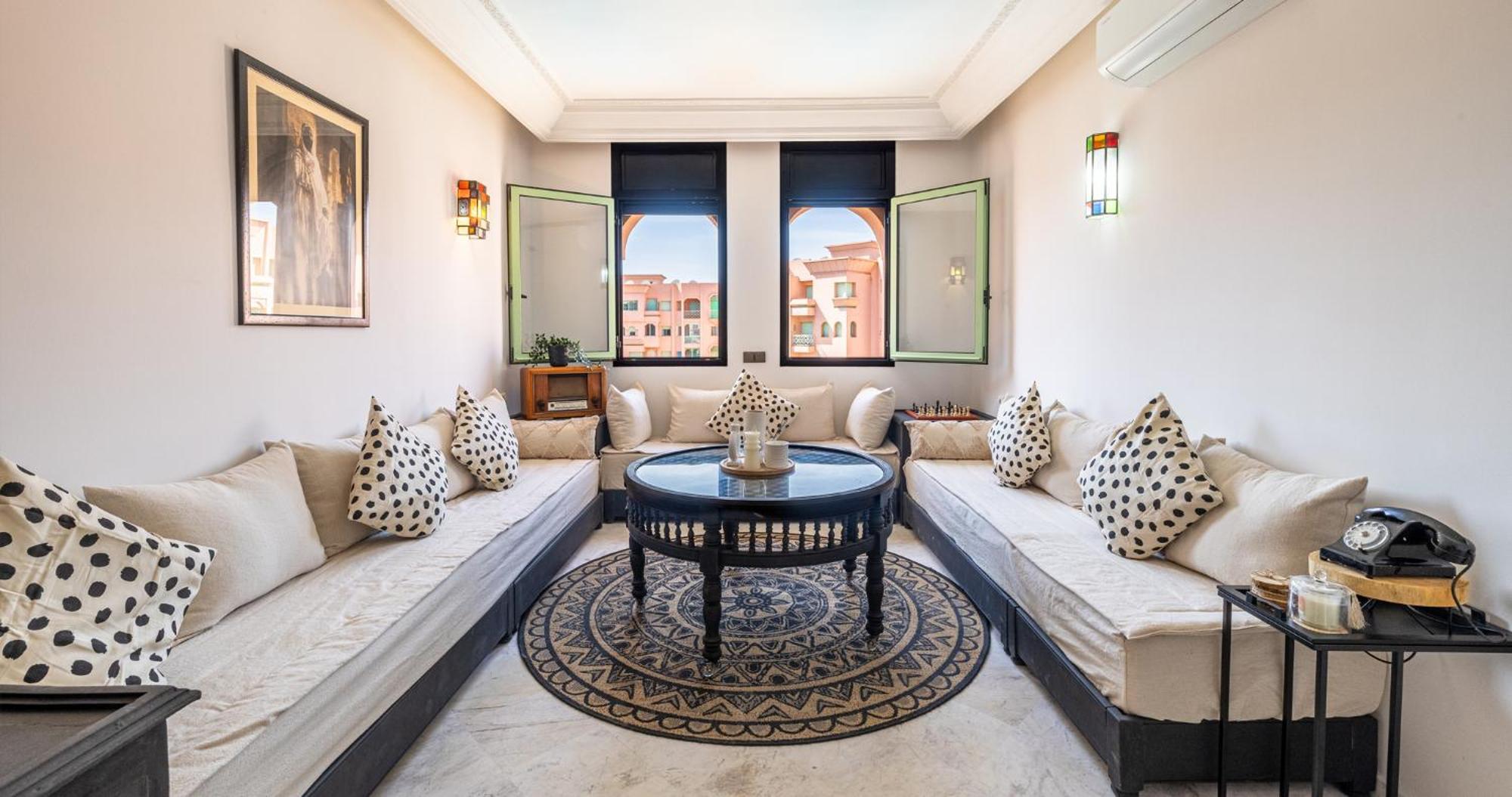 דירות מרקש Charming 2-Bed Oasis Pool View מראה חיצוני תמונה
